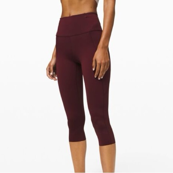 Lululemon Womens 4 Garnet Red Fast n Free Running Athletic Crops 19” - Picture 1 of 6